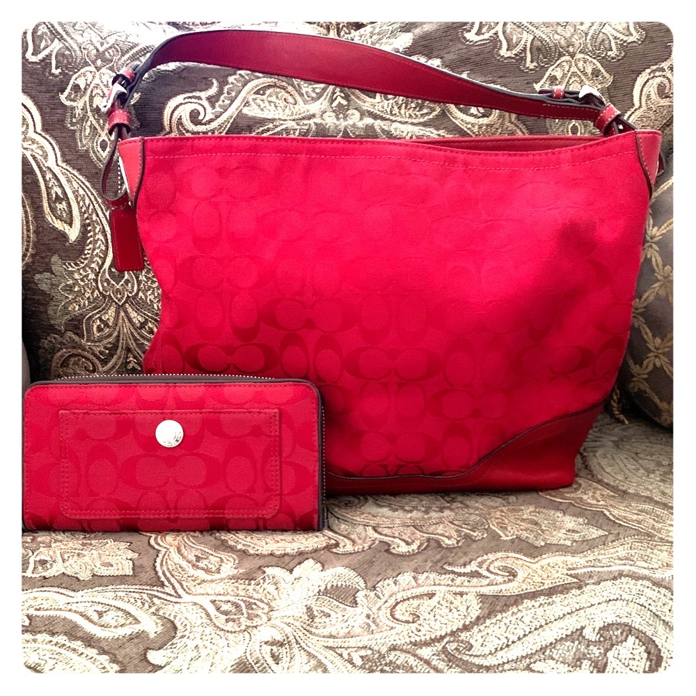 Coach Signature Bag with Signature Wallet